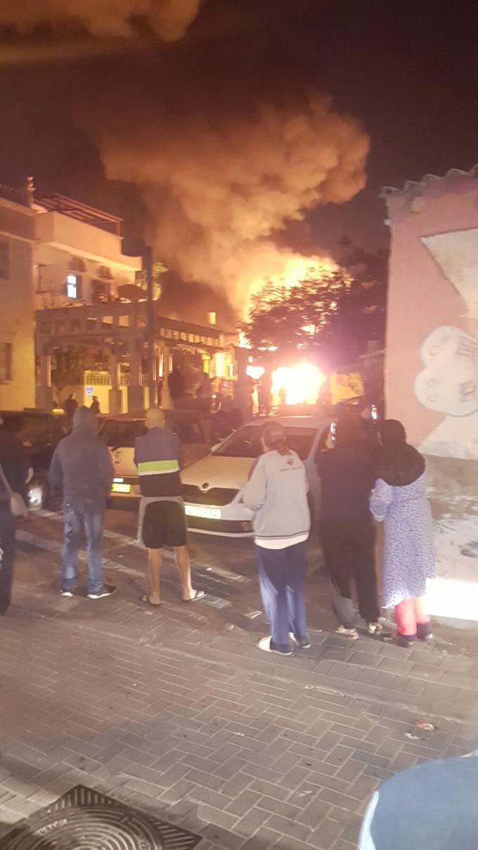14 اصابة بانفجار بمحل لبيع مود البناء في يافا 